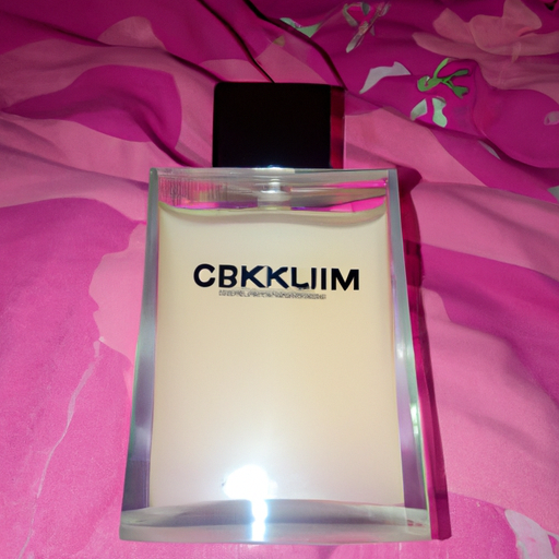 Odkryj najnowsze perfumy CALVIN KLEIN aby uwodzić swoim zapachem