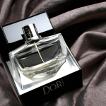 Najnowsze Perfumy DIOR - Zmysłowa Podróż do Niezapomnianego Świata Zapachów